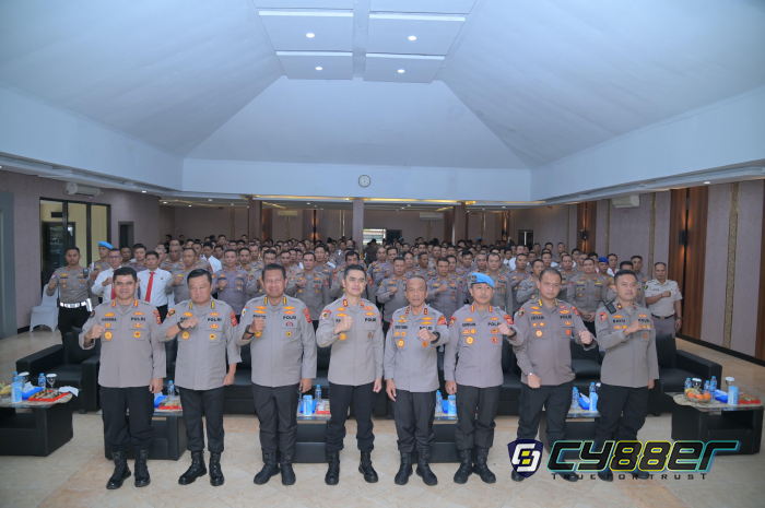 Kapolda Jabar Kunjungi Polres Garut, Tekankan Profesionalisme dan Kepedulian terhadap Masyarakat