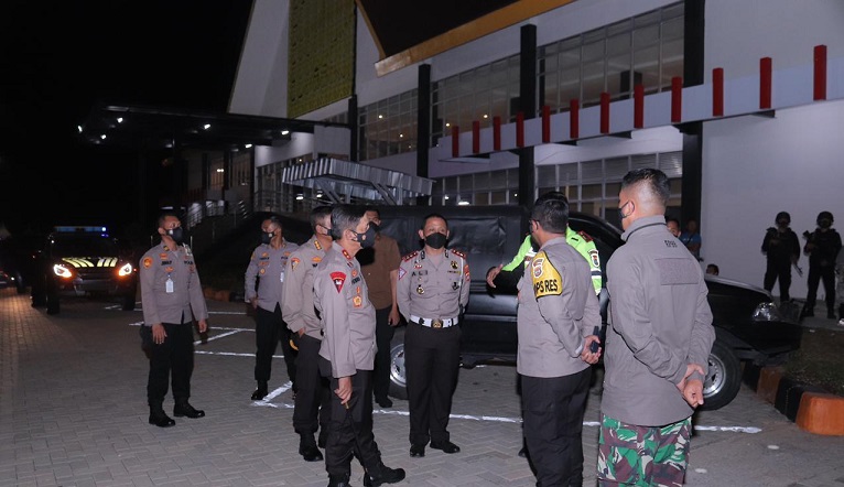 Kapolda Lampung Beserta Dandim 0421/LS Kontrol Pos Chek Point di KM 20.Bakau-Terbanggi