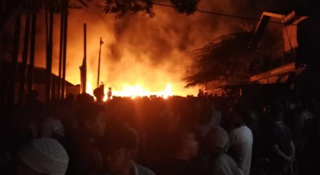 Hasil Olah TKP Polsek Sukaraja, Akibat Lalapan Si jago Merah Pemilik Pangkalan Kayu Mengalami Kerugian 800 Juta 