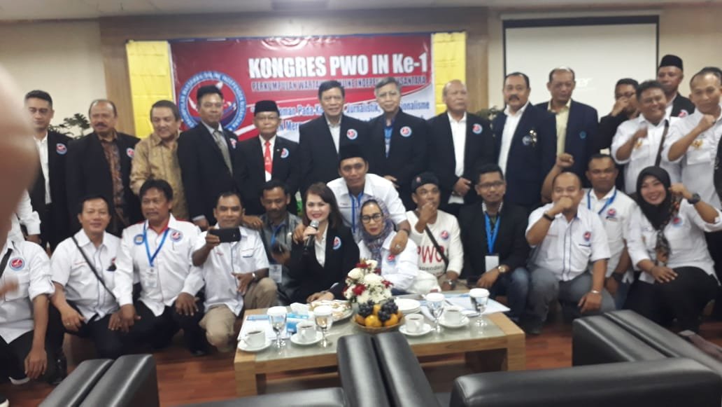 Marlon Brando : Ketum MOI Panik