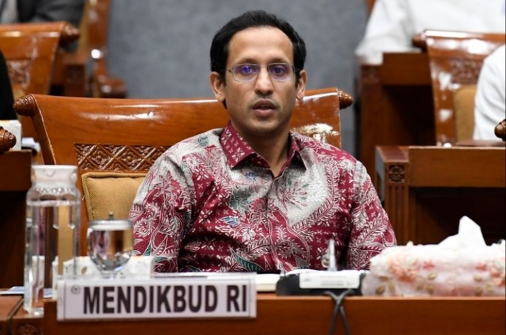 Mendikbud Akan Kembali Buka Sekolah Berdasarkan Pertimbangan Gugus Tugas Covid-19