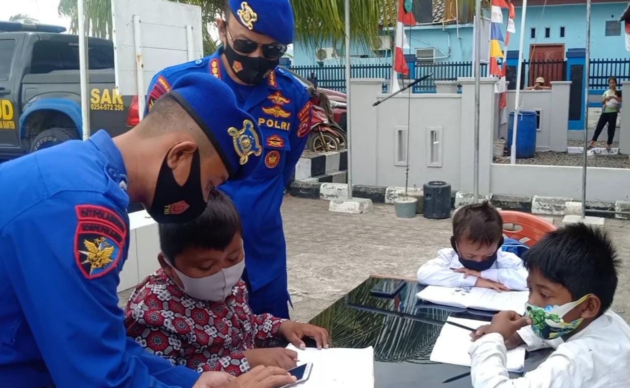 Kreatif dan Inovasif Wifi Gratis Bagi Pelajar