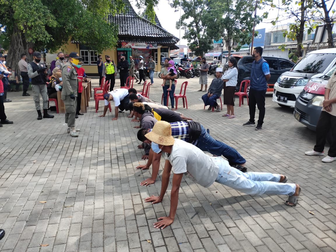 Sejumlah Pelanggar Prokes Covid 19 Diberi Sanksi Saat Kena Razia Ops Yustisi 