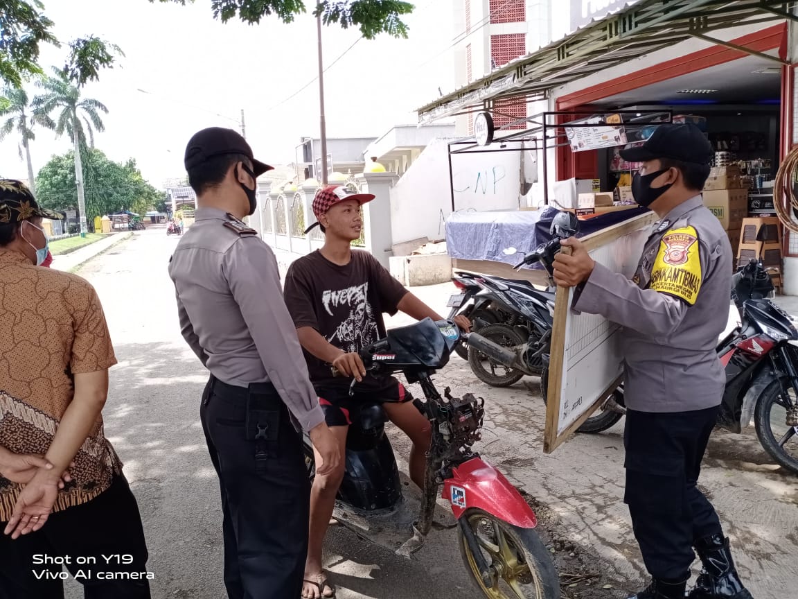 Cegah Covid-19, Jajaran Polres Indramayu Polda Jabar bersama TNI dan Pol PP Kembali Melakukan Operasi Yustisi 