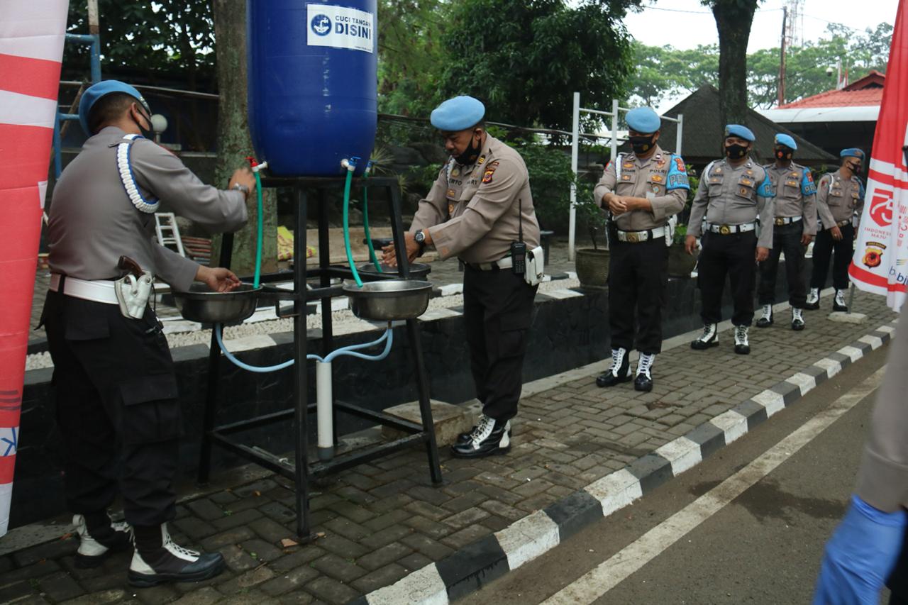Polda Jabar Tegakan Disiplin Protokol Kesehatan Internal