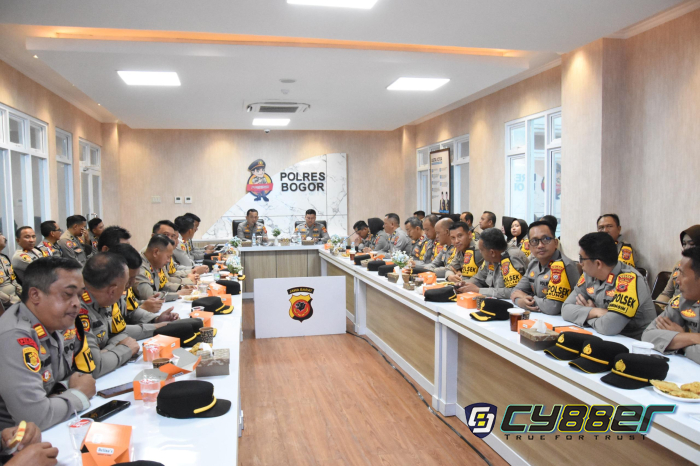 Kapolres Bogor Pimpin Anev Mingguan, Tegaskan Pentingnya Respon Cepat Gangguan Kamtibmas