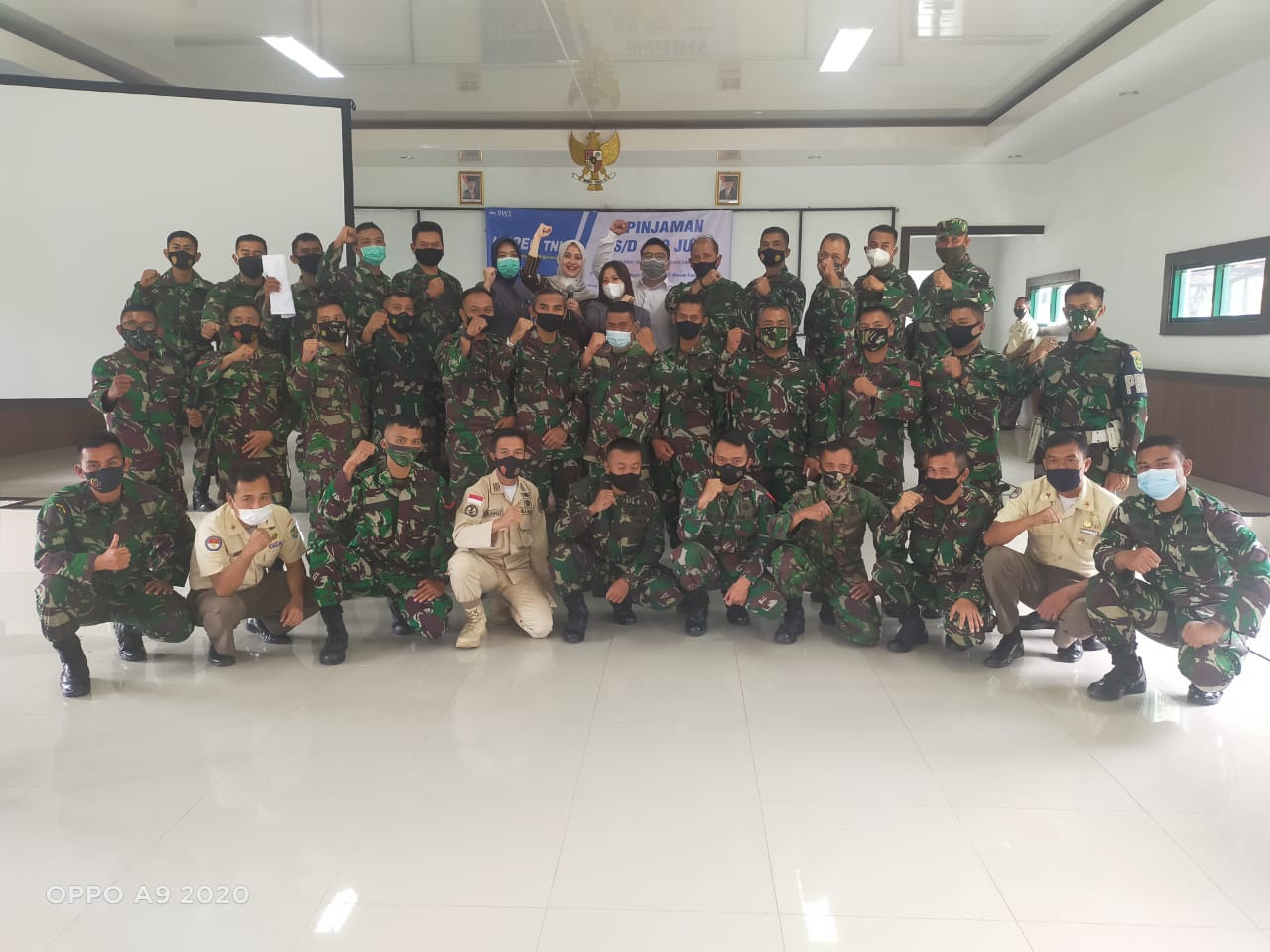 Komandan Korem 062/ Tarumanagara yang diwakili Kasipers Korem 062/ Tn Letkol Infanteri  Edi Ristriyono, S.Pd., M.I.P Menerima Sosialisasi Produk Bank Woori Saudara