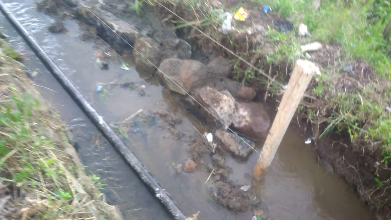 Pelaksanaan P3-TGAI di Desa Tugu Jaya Pakai Batu Bekas Pondasi Milik UPT Pengairan, Ini Alasan Kelompok