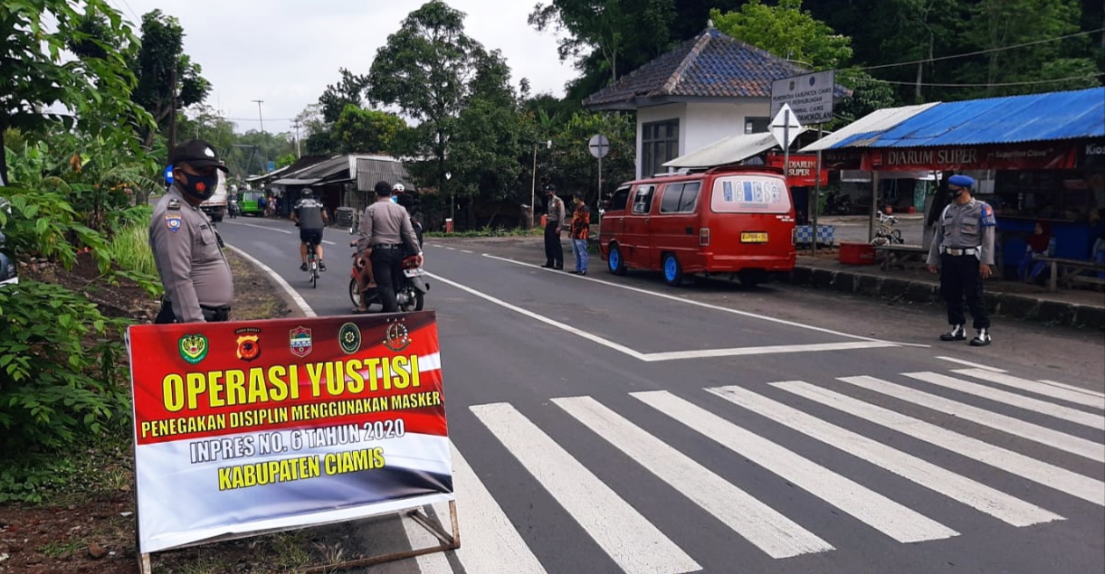 Polsek Cihaurbeuti Gelar Operasi Yustisi Protokol Kesehatan Covid 19.