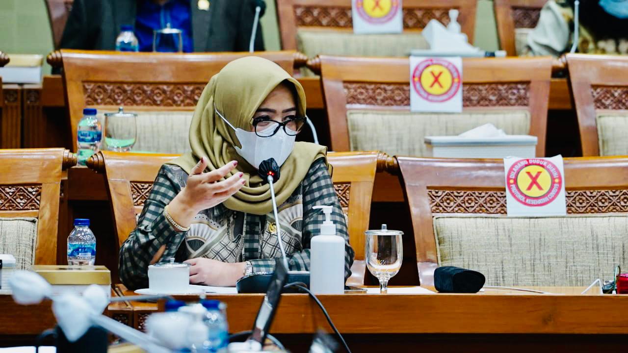 Dewi Aryani Inisiasi Gerakan Sungai Bersih dan Budidaya Ikan Air Tawar Di Kab Tegal