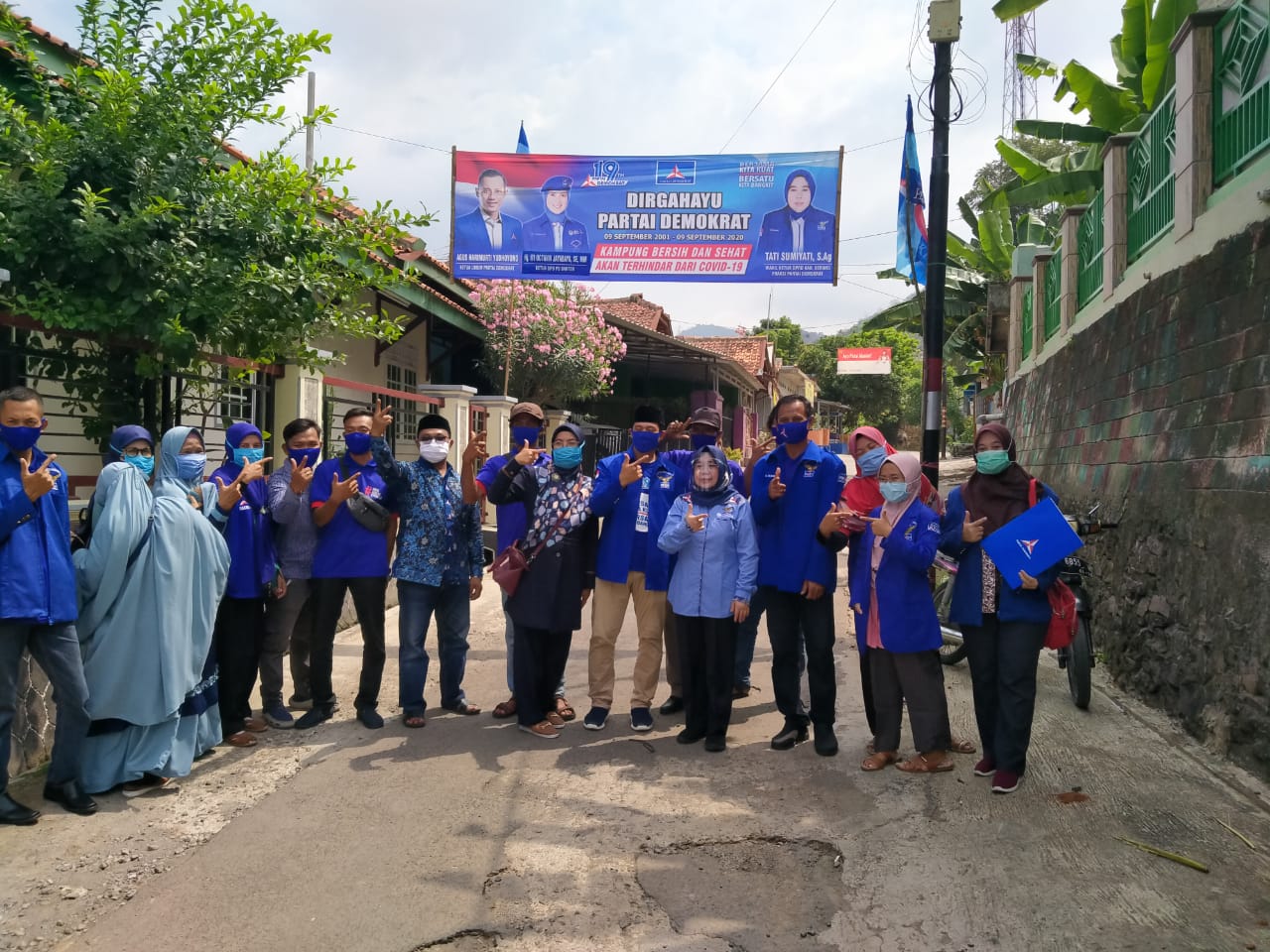 Tim Penilai Tinjau Kampung Bersih dan Sehat, Dalam Rangka HUT Partai Demokrat ke 19