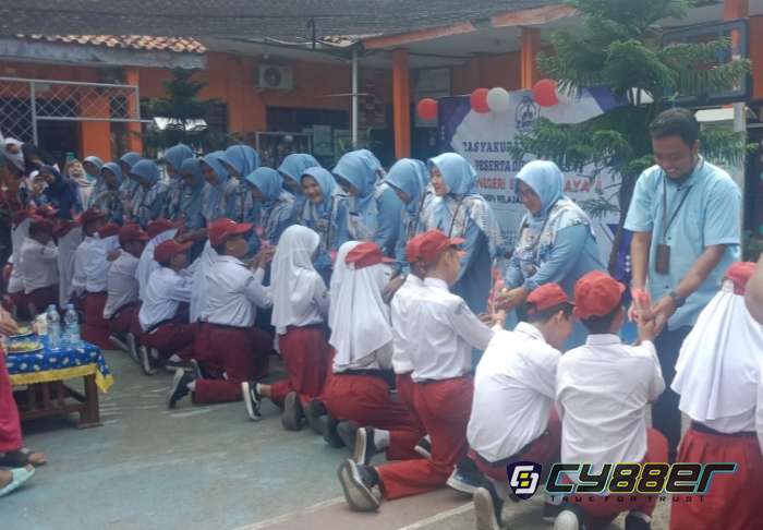 Pelepasan Siswa Kelas 6 SDN Samangraya 2: Sederhana namun Penuh Makna