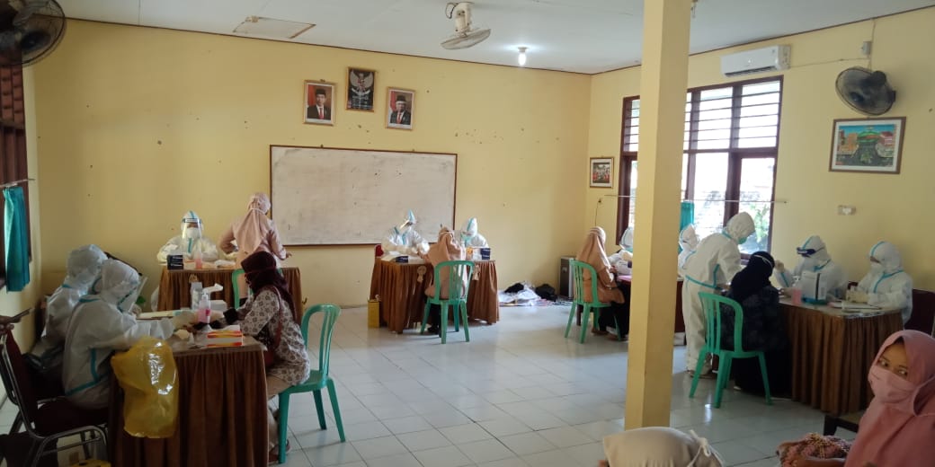 Guru Taman Kanak-kanak di 4 Kecamtan Kota Cilegon Lakukan Rapid Test