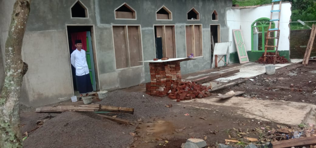 Pembangunan Mesjid Al Mubarokah Terhenti Akibat Kekurangan Dana