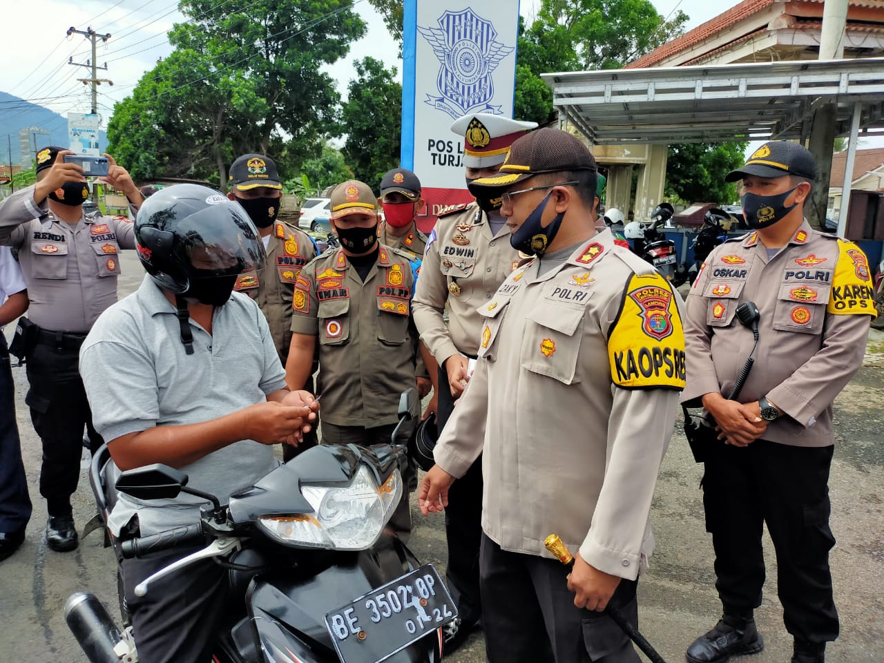 Kapolres Lamsel, Zaky : Ops Zebra Tekankan Kesadaran Berlalin dan Patuhi Prokes