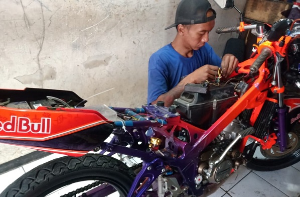 Mang Ugun, Mekanik Handal Para Bikers Kota Bandung