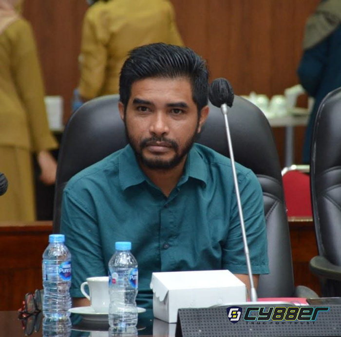 Siapa Kuasai Pasar Mardika? Konflik Pemkot vs Pemprov Bikin Pedagang Terlunta