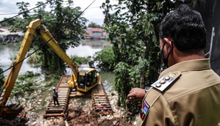 Lubang Drainase Tersumbat yang Menyebabkan Banjir di Cimanggu Berhasil Dibuka