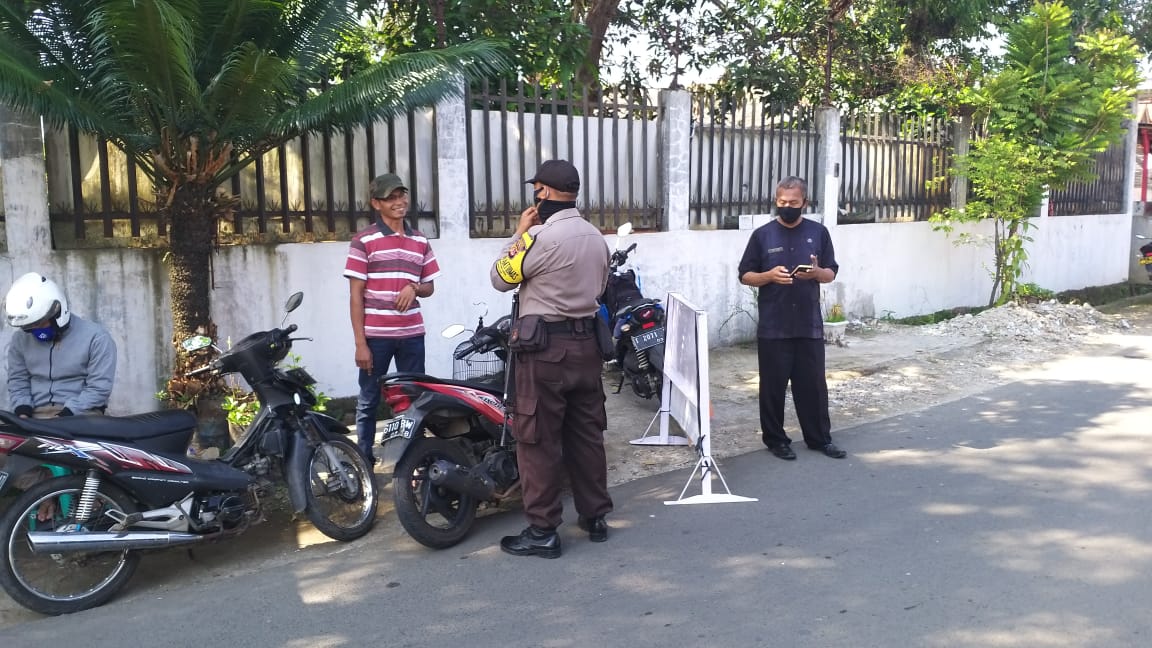 TNI - Polri Bersama  POL PP, Gelar Ops Yustisi Gabungan di Kecamatan Pasawahan