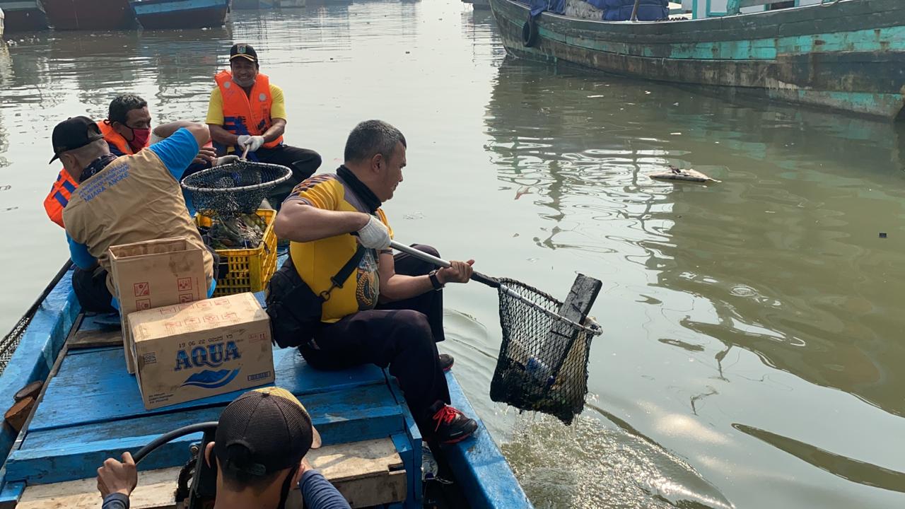 Jelang HUT Bhayangkara Ke-74 Polsek Sunda Kelapa Tanjung Priok Gelar Baksos
