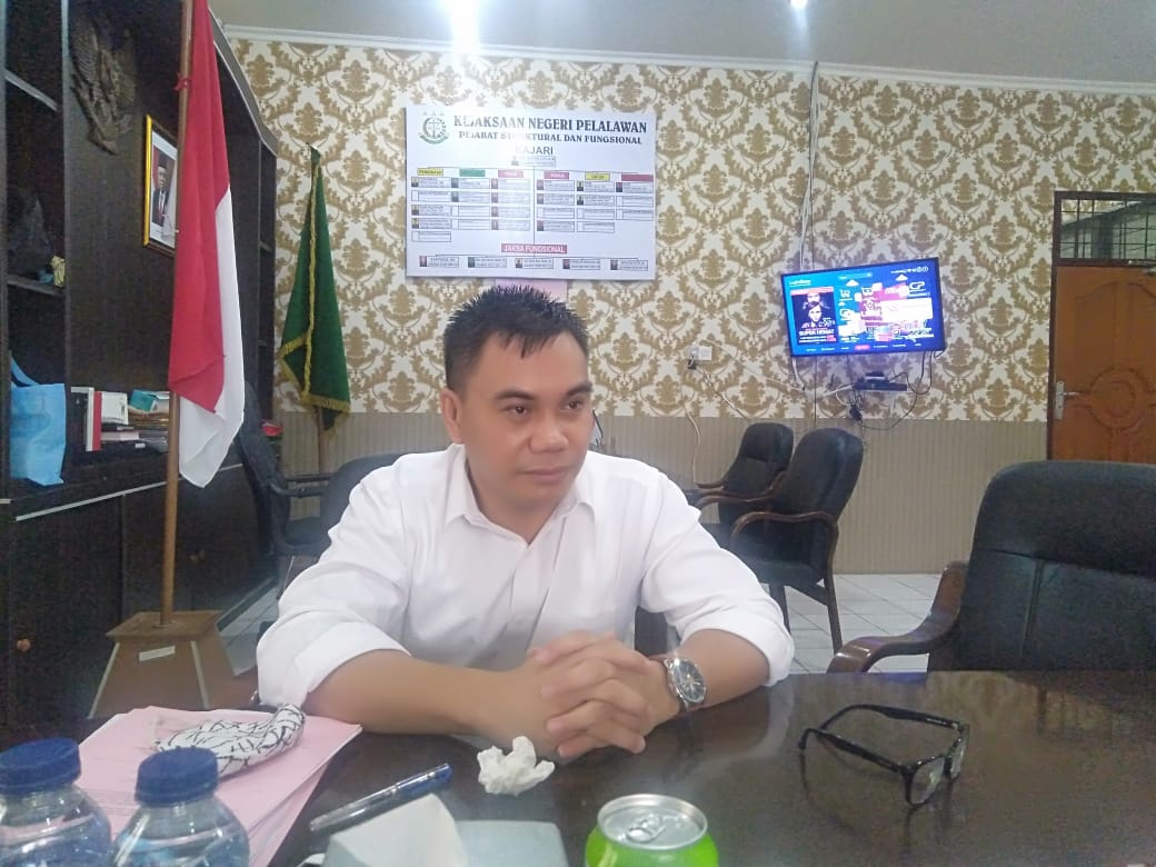 Kejaksaan Negeri Pelalawan Tetapkan Dua Orang Tersangka Tindak Pidana Korupsi dalam Dua Perkara