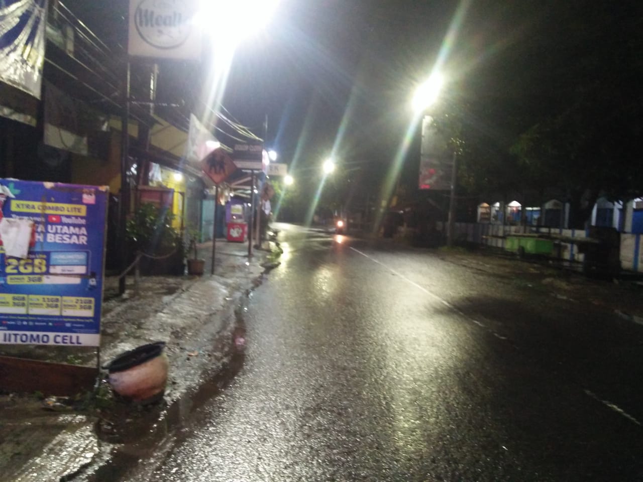 Tegal Penutup Jalan dan Lampu Jalan Sudah Normal kembali
