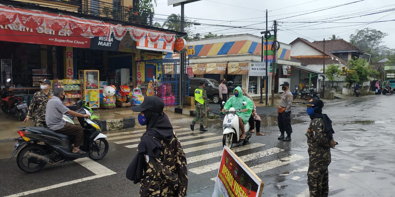 Polsek Rancah Melaksanakan Eduukasi Pencegahan Covid-19