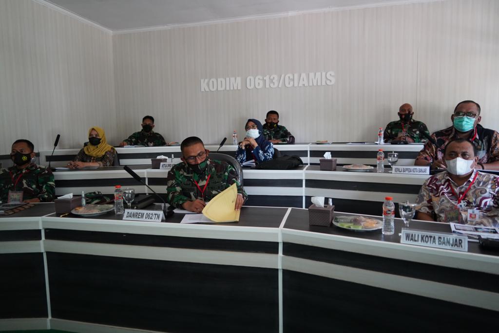 Danrem 062/Tn Mengikuti Video Conference Rakornis TMMD ke 111 TA. 2021 