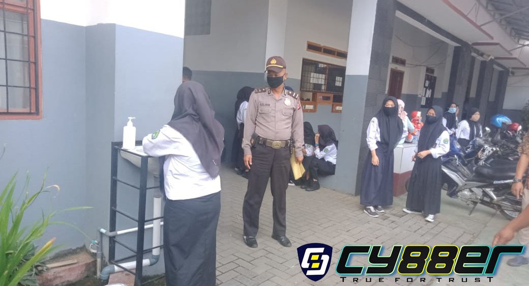 Panit 1 Binmas Monitoring Dan Pengecekan Penerimaan Siswa Didik Baru SMK Pasundan Jatinangor 
