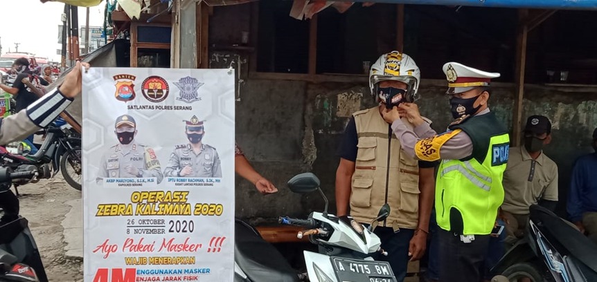 Ditlantas Polda Banten Berikan Himbauan dan Edukasi Ke Masyarakat Saat Ops Zebra Kalimaya Hari Kesepuluh
