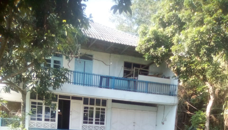 Villa Biru Salah Satu Alternatif Wisata Bandung Timur