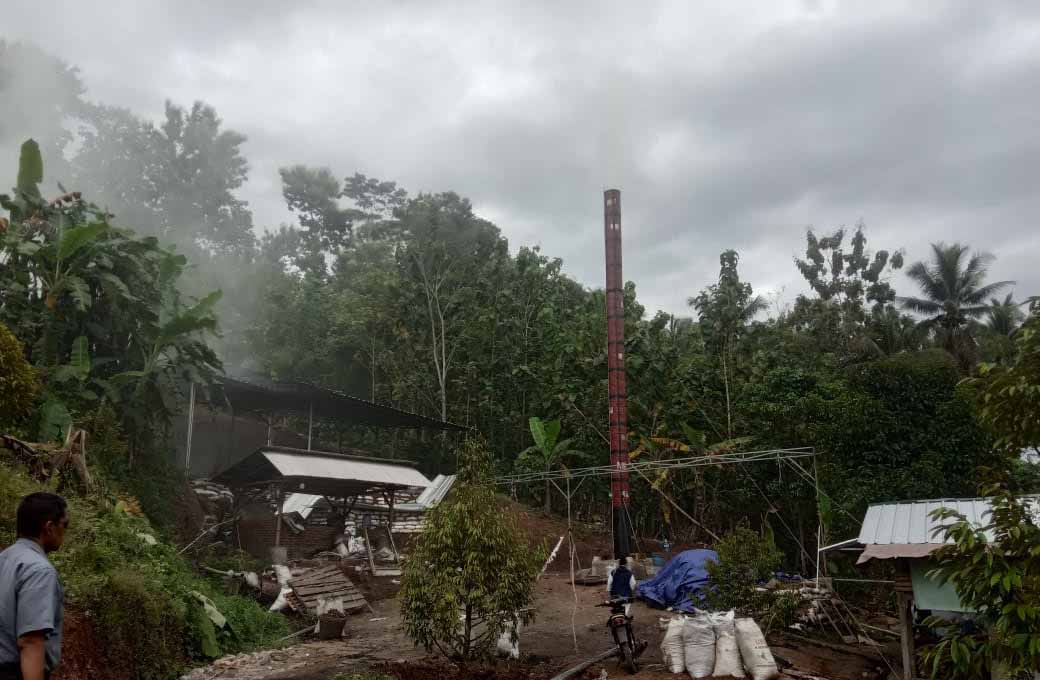 Enam Bulan Beroperasi, Perusahaan Arang Batok di Ciamis Tak Kantongi Izin, Pemilik : Sedang Proses 