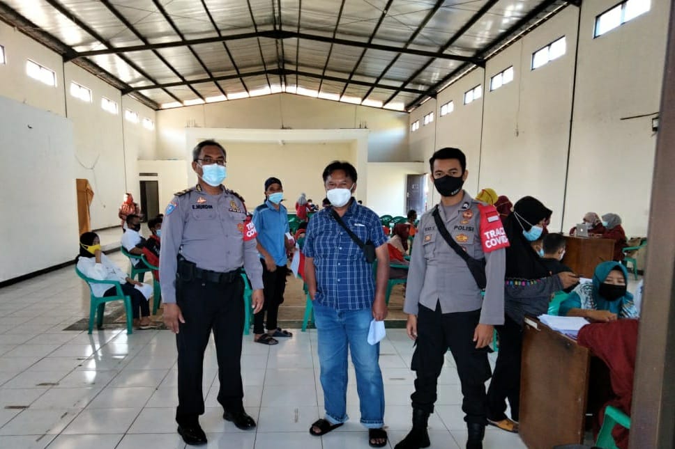 Polresta Bandung Polda Jabar Lakukan Pendampingan Vaksinasi Massal untuk Lansia