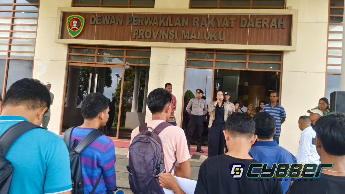 Rp50 Miliar Menguap di Ujung Timur: Proyek Mangkrak, Pemuda Marhaen Maluku Gedor DPRD