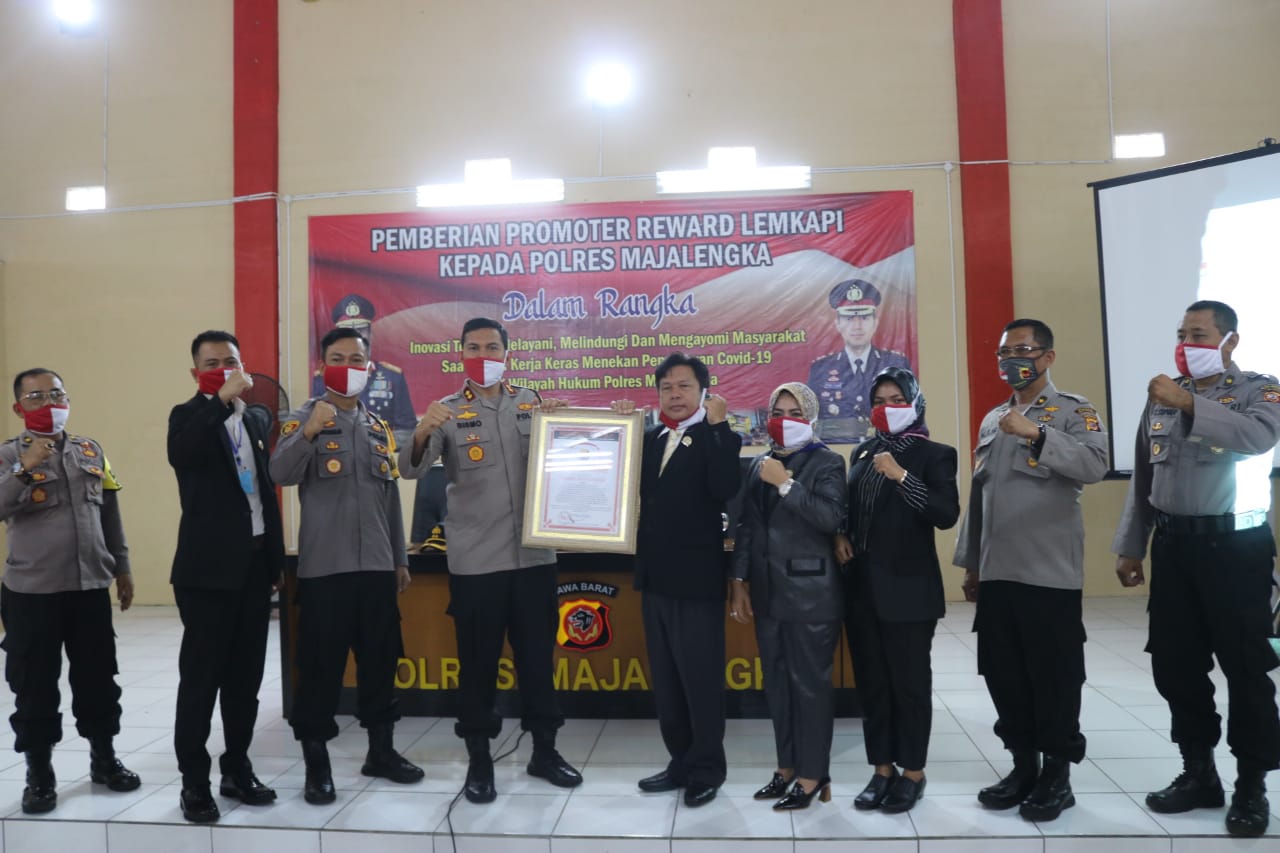 Kabid Humas Polda Jabar : Lemkapi Berikan Promoter Reward Kepada Polres Majalengka Atas Inovasi Ketahanan Pangan Di Mass Covid-19