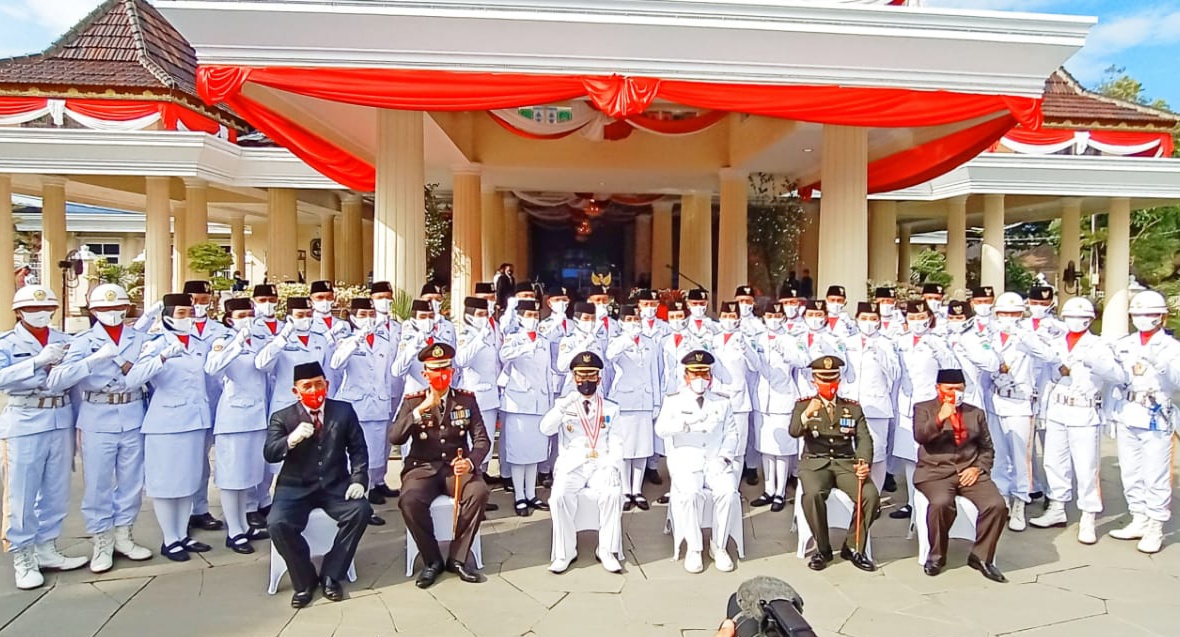 Bupati Majalengka Pimpin Upacara HUT RI ke 75