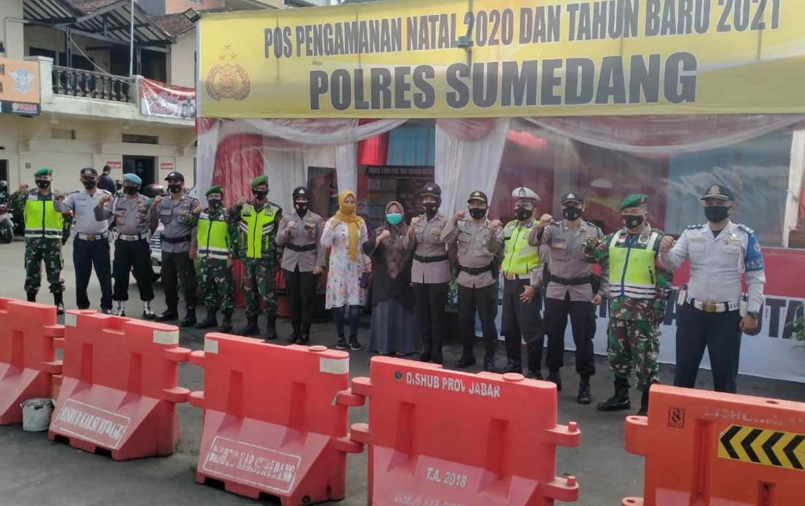Polres Sumedang Polda Jabar Siaga Ops Lilin Lodaya 2020 di Pos Yan Taman Kota