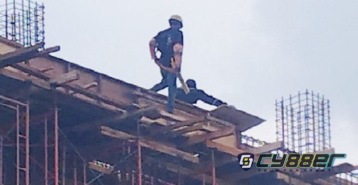 Pekerja Pembangunan RS Bhayangkara Tanpa APD Disebut Gempur Tanpa Pengawasan Dinas PUPR Riau