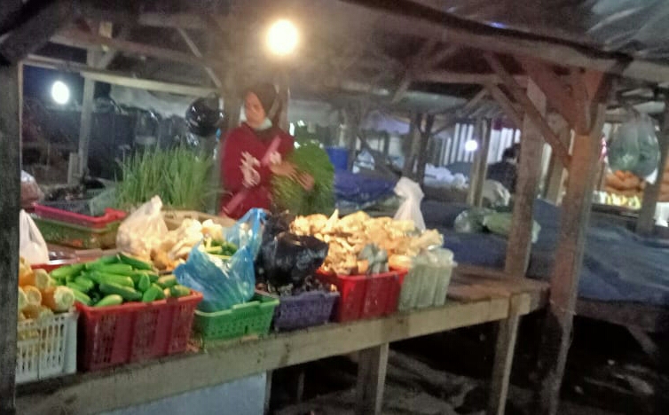 Keluhan Pedagang di Area Belakang Pasar Tanjungsari