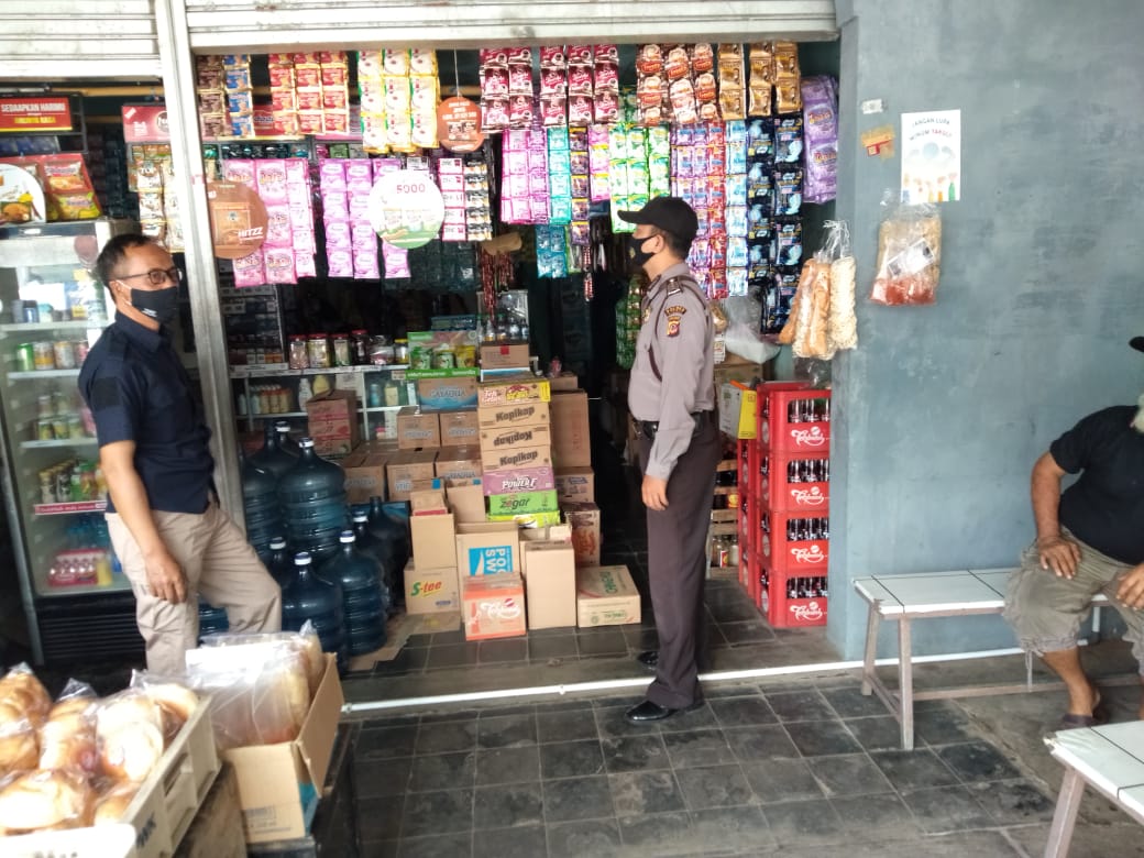 Polsek Cisaga Melaksanakan Kegiatan Monitoring Pusat Perbelanjaan di Wilayah Hukumnya