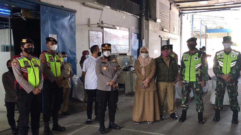 Kapolres Sukabumi Kota Monitoring Vaksinasi Massal Ratusan Karyawan PT Great Apparel Indonesia
