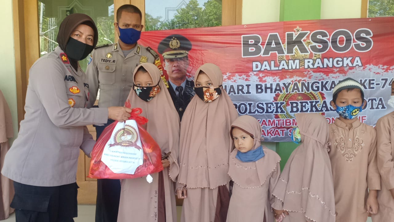 Polsek Bekasi Kota Gelar Baksos Pada Anak Yatim