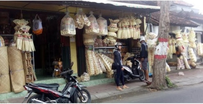 Persiapan umat Hindu di Bali jelang Hari Raya Galungan Dan Kuningan