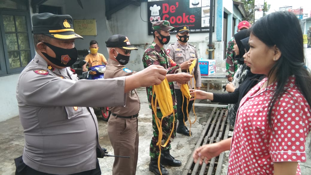 Operasi Yustisi Tingkatkan Kesadaran Warga Terkait Protokol Kesehatan di Wilkum Polresta Bandung Polda Jabar
