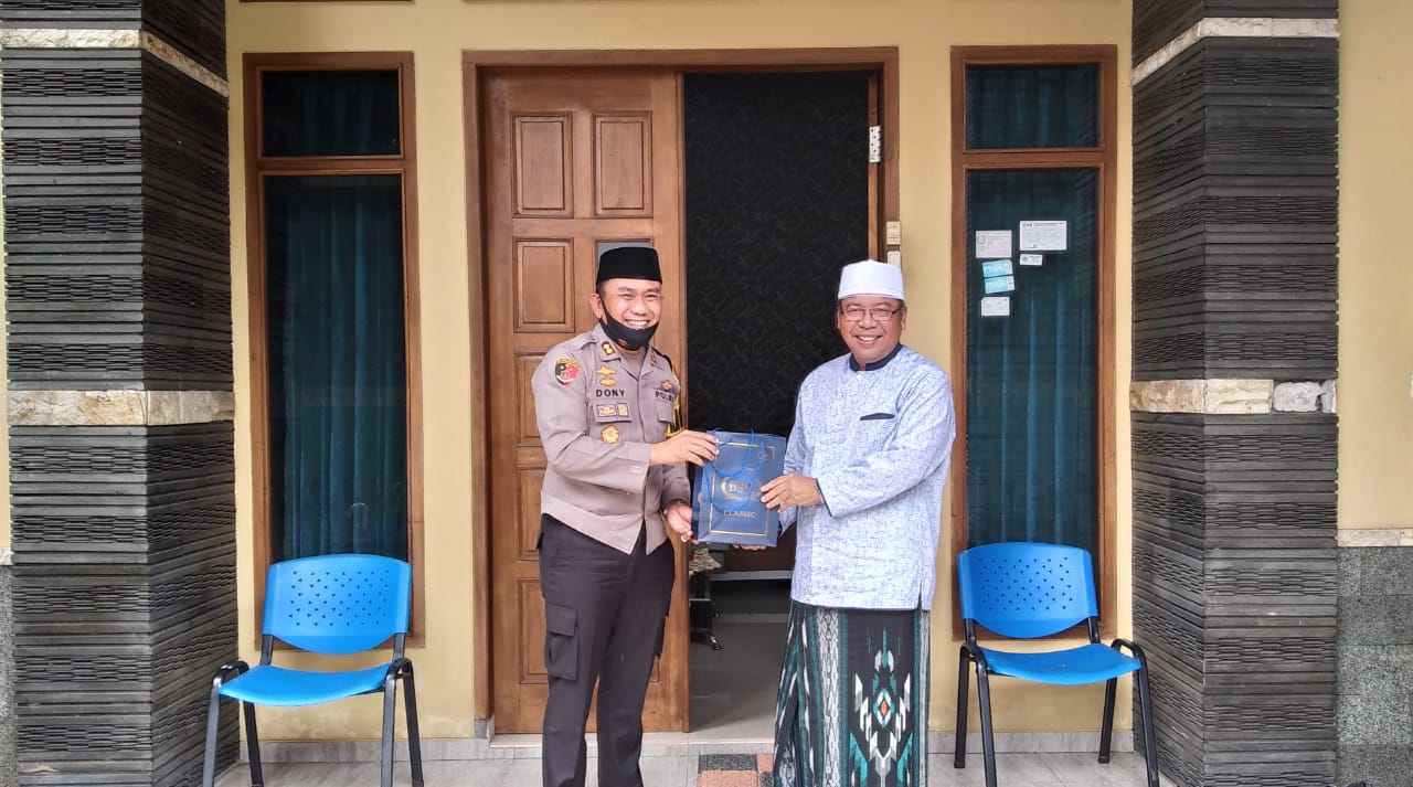 Tingkatkan Sinergitas, Kapolres Ciamis Silaturahmi Bersama Tokoh Agama di Pondok Pesantren Al- Hasan