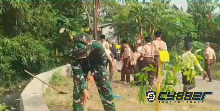 TMMD ke-128 Dimanfaatkan Forkopimcam Citangkil untuk Aksi Bersih Lingkungan di Warnasari