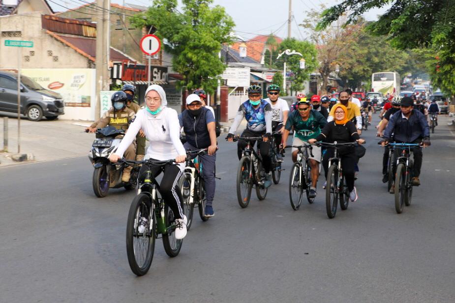 Bupati Purwakarta Ajak Masyarakat Berolah Raga di Era New Normal