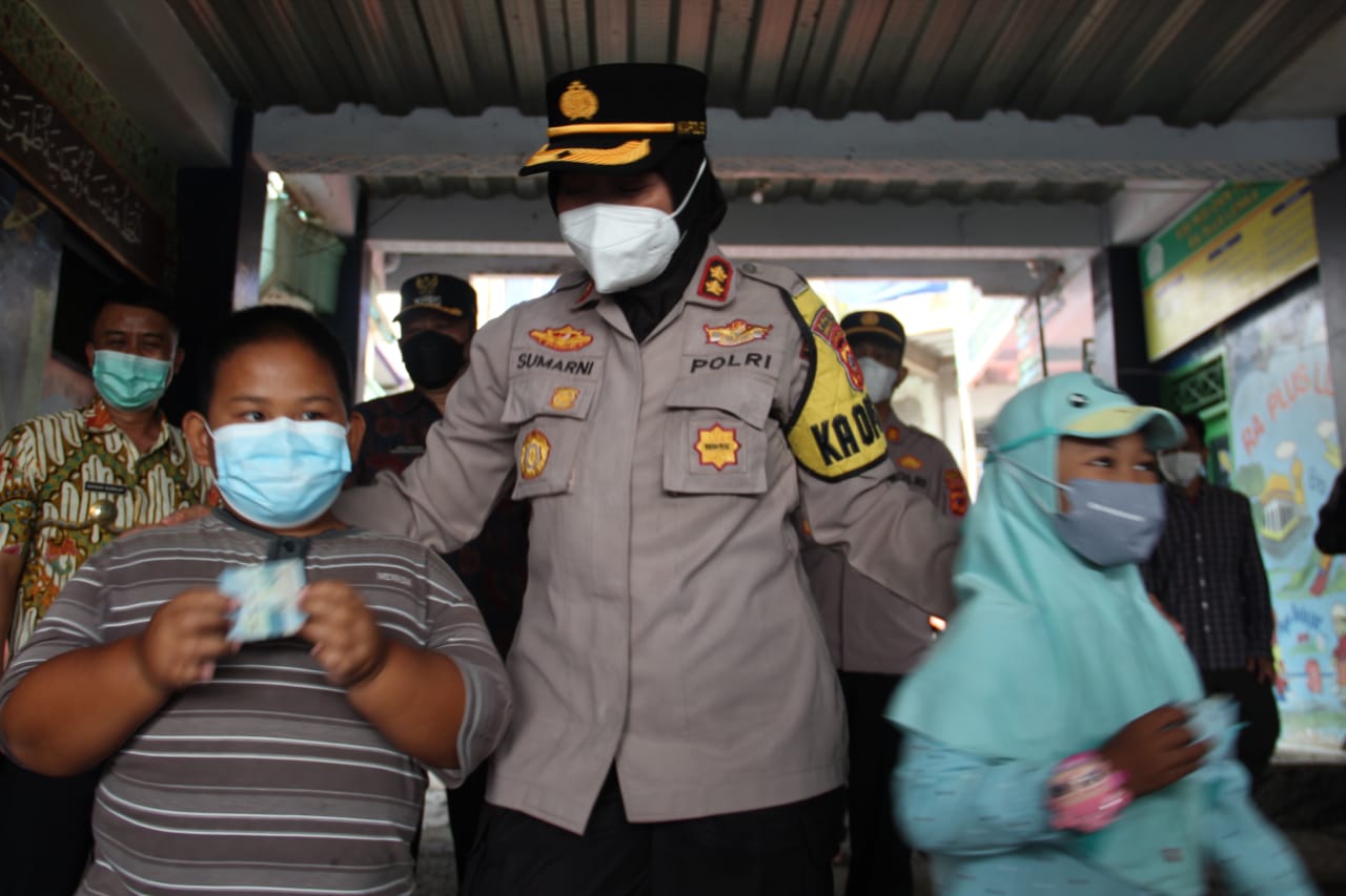 Dorong Kreatifitas Santri, Kapolres Sukabumi Kota Sambangi Pondok Pesantren