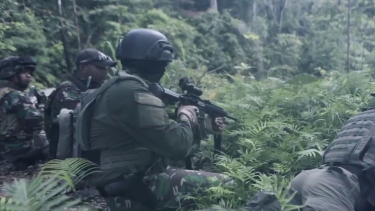 Prajurit TNI Baku Tembak dengan KKSB di Distrik Hitadipa Papua