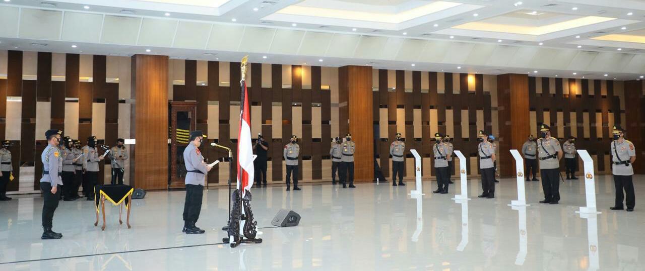 Resmi Dilantik jadi Kabareskrim Polri, Komjen Pol Agus Andrianto Mengemban Tugas Awasi Perkembangan Dunia Siber dan Pelanggaran UU ITE  